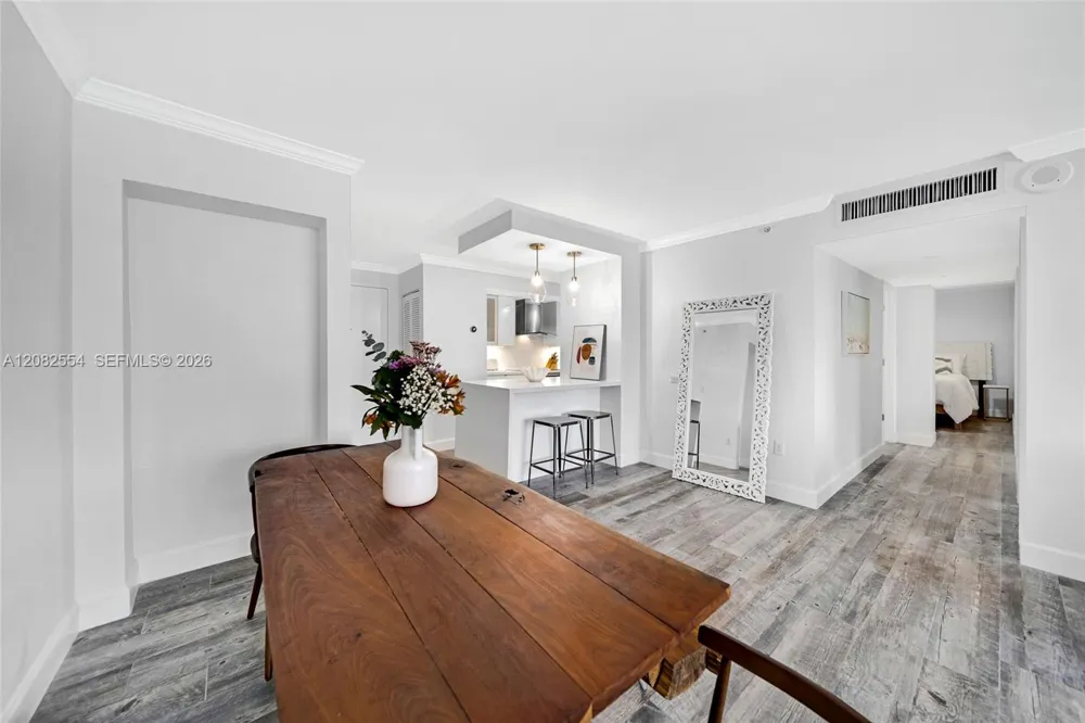 6917 Collins Ave #1409 Miami Beach, FL 33141