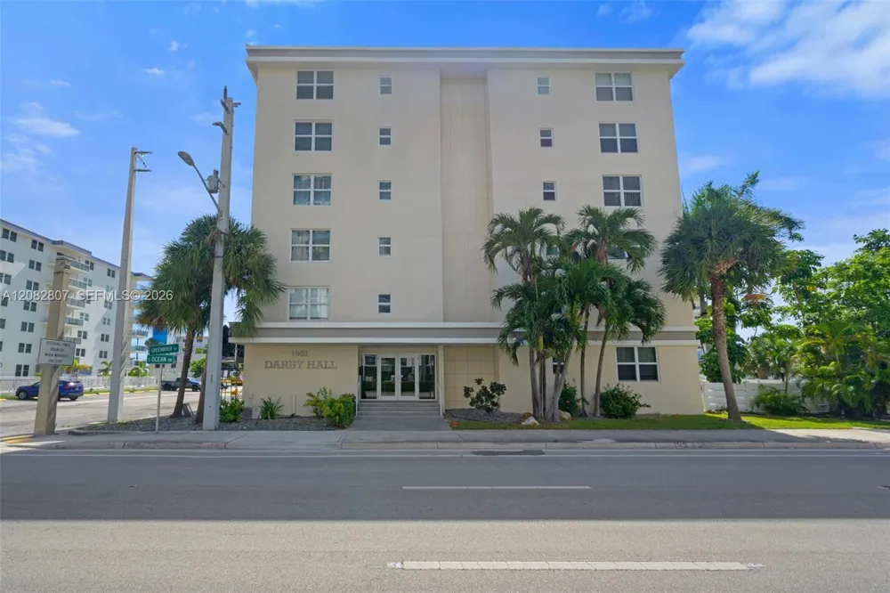 1901 S Ocean Dr #303 Hollywood, FL 33019