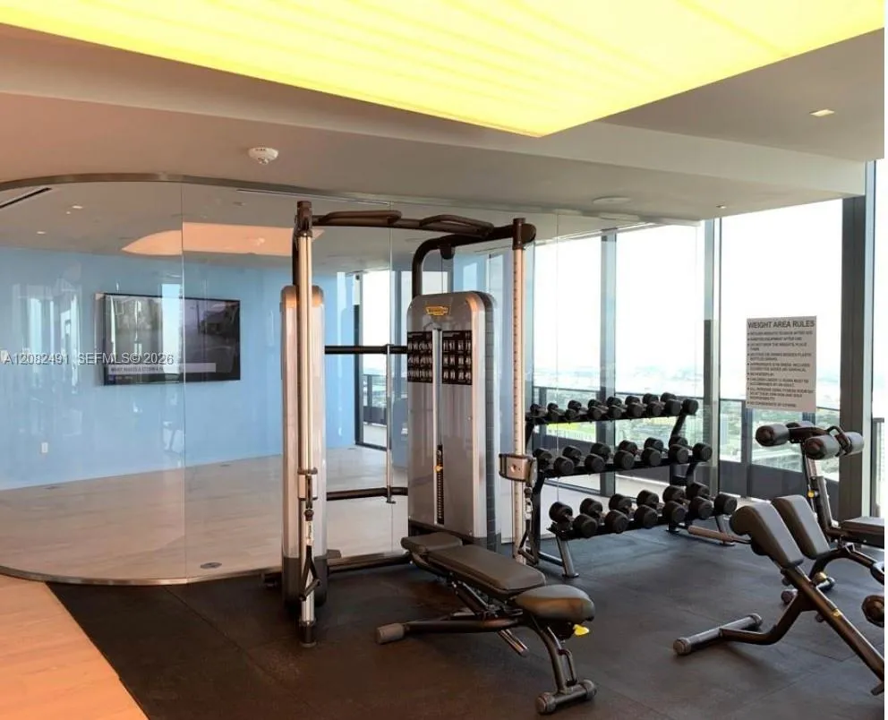 1000 Brickell Plaza #2406 Miami, FL 33131