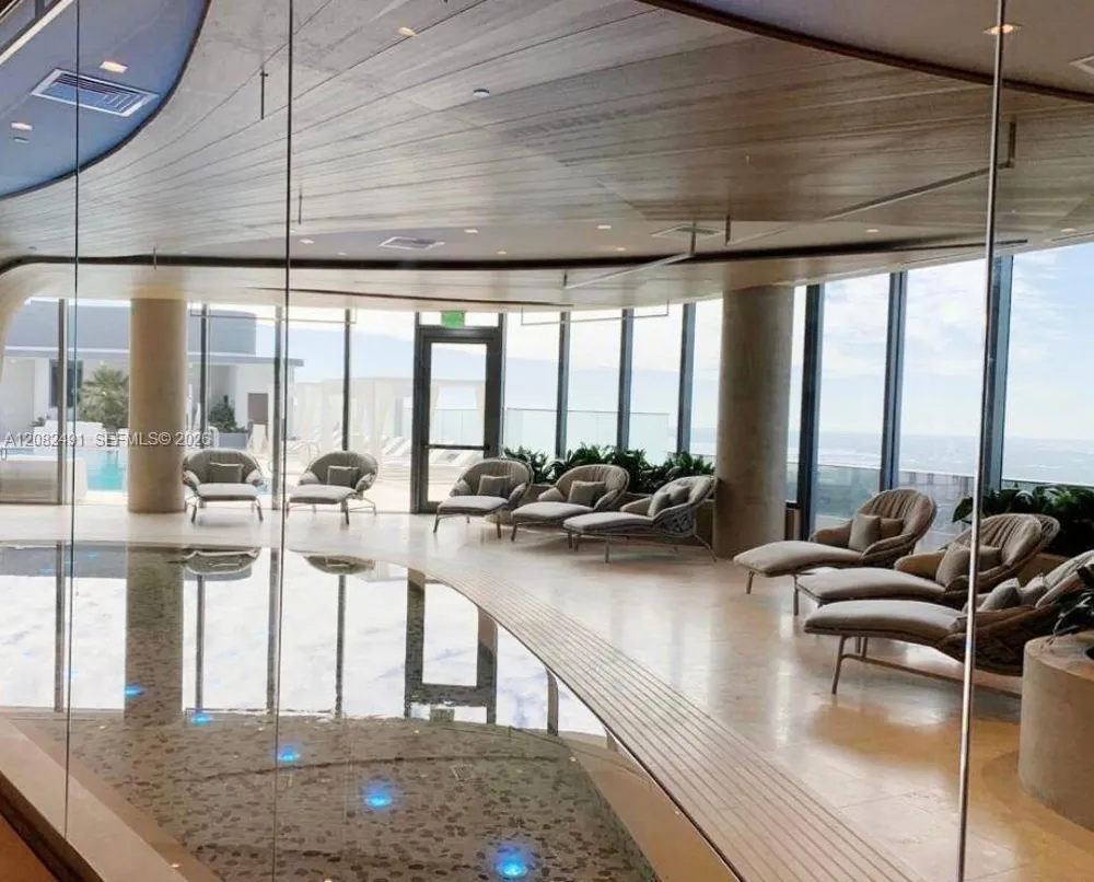 1000 Brickell Plaza #2406 Miami, FL 33131