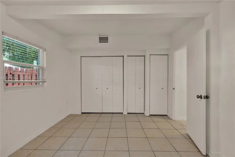 2145 SW 7th St #3 Miami, FL 33135
