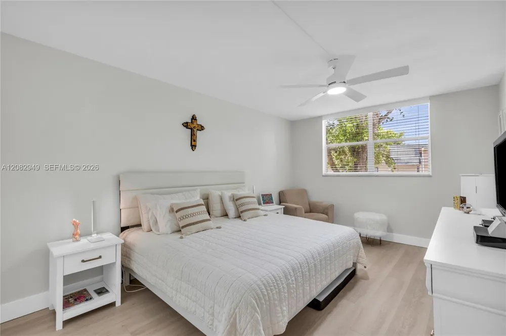 9091 Lime Bay Blvd #211 Tamarac, FL 33321