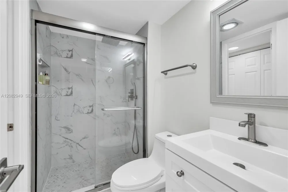 9091 Lime Bay Blvd #211 Tamarac, FL 33321