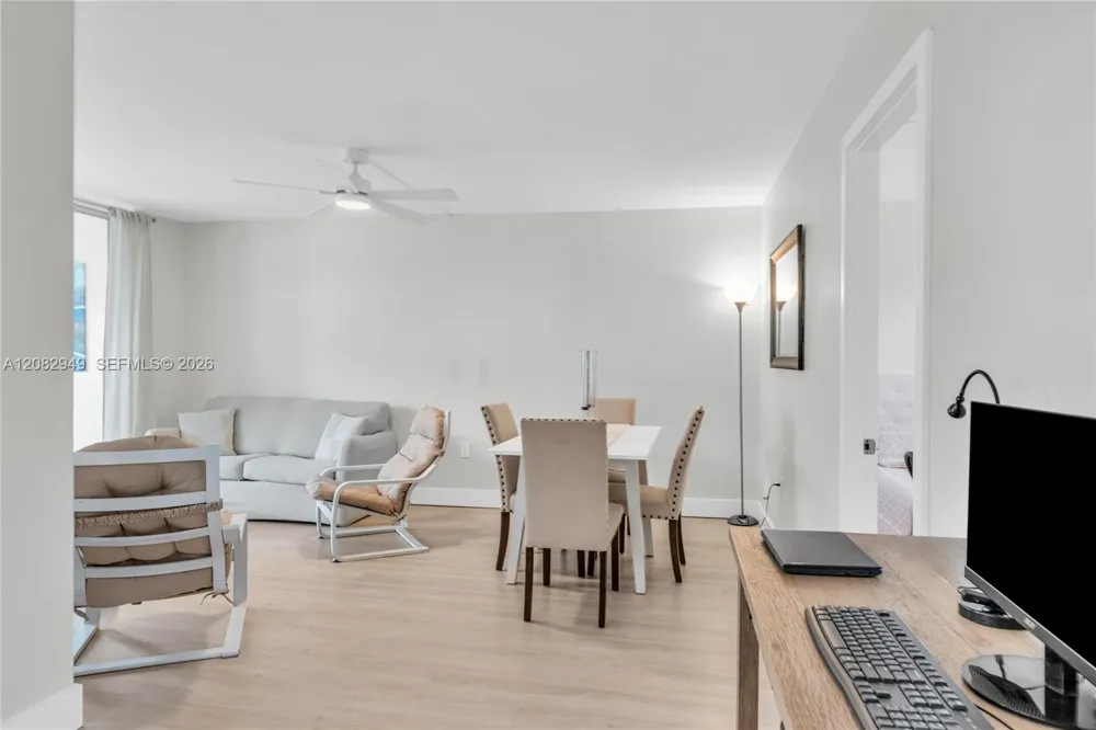 9091 Lime Bay Blvd #211 Tamarac, FL 33321