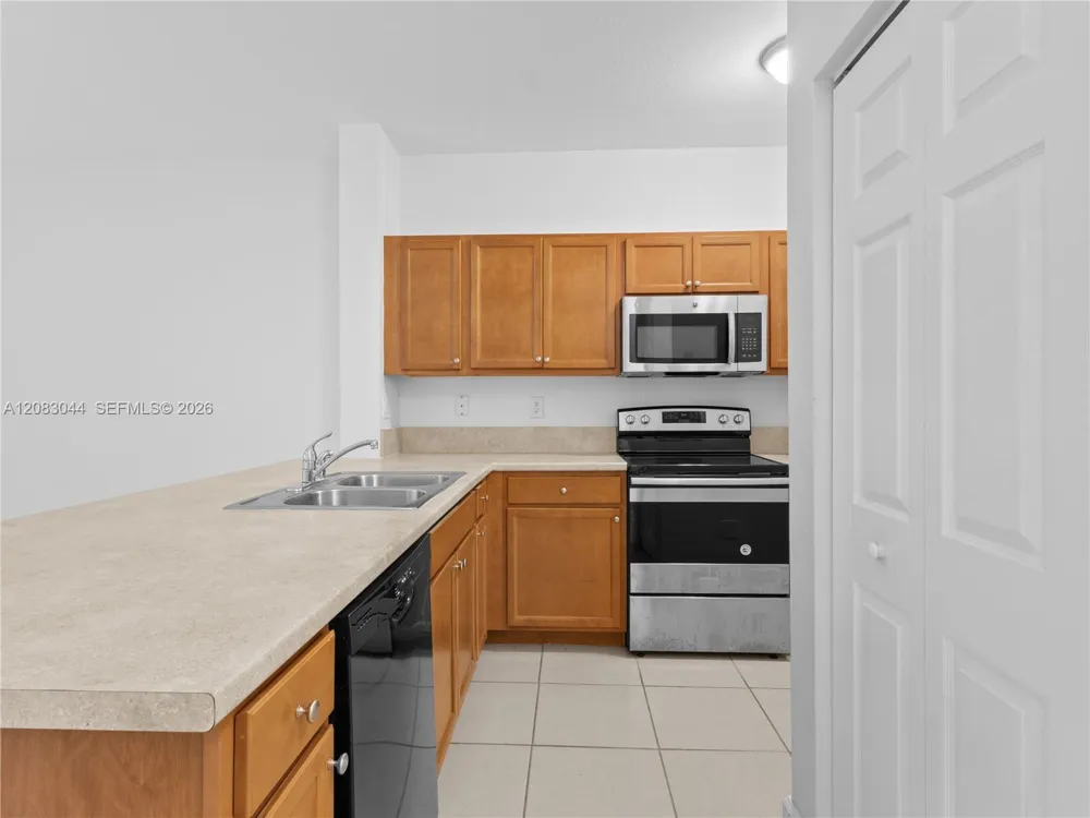 132 SE 28th Pl #7 Homestead, FL 33033