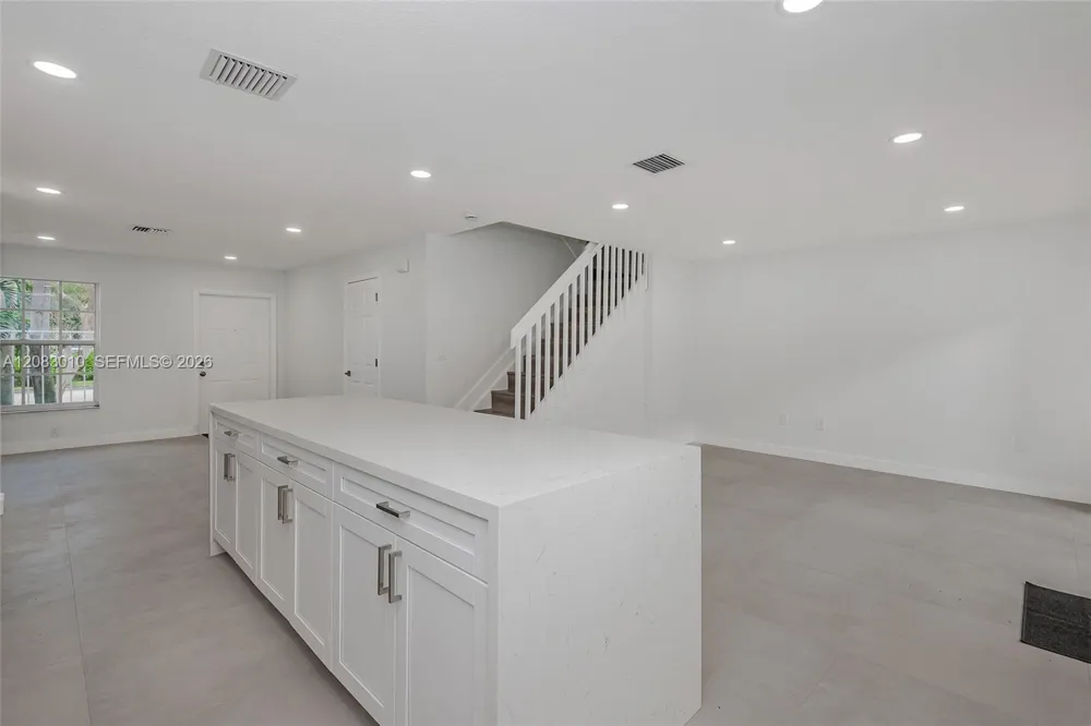 17139 NW 23rd St Pembroke Pines, FL 33028
