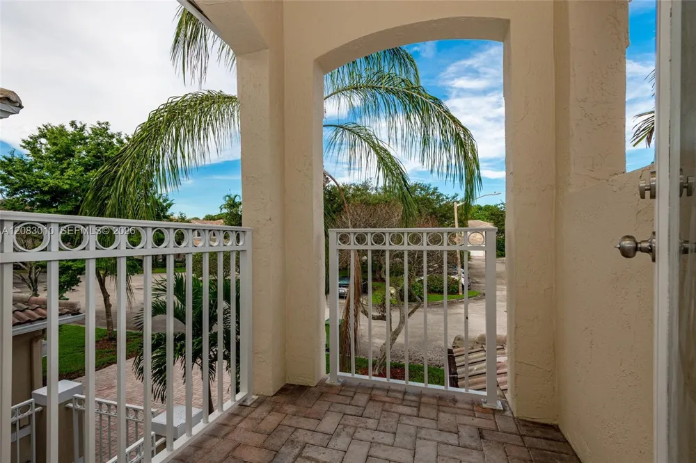 17139 NW 23rd St Pembroke Pines, FL 33028