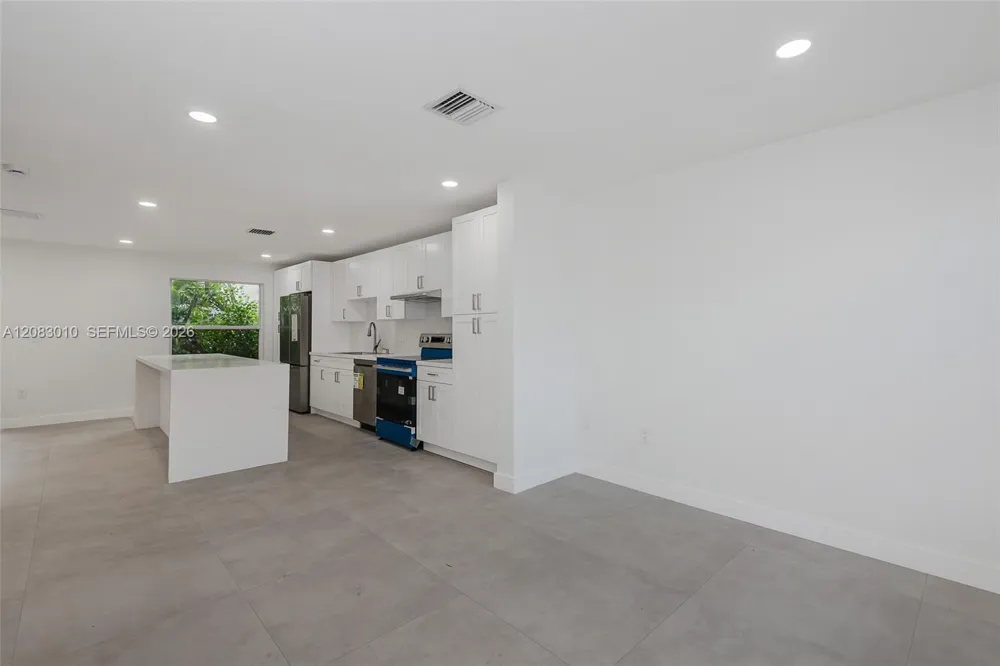 17139 NW 23rd St Pembroke Pines, FL 33028