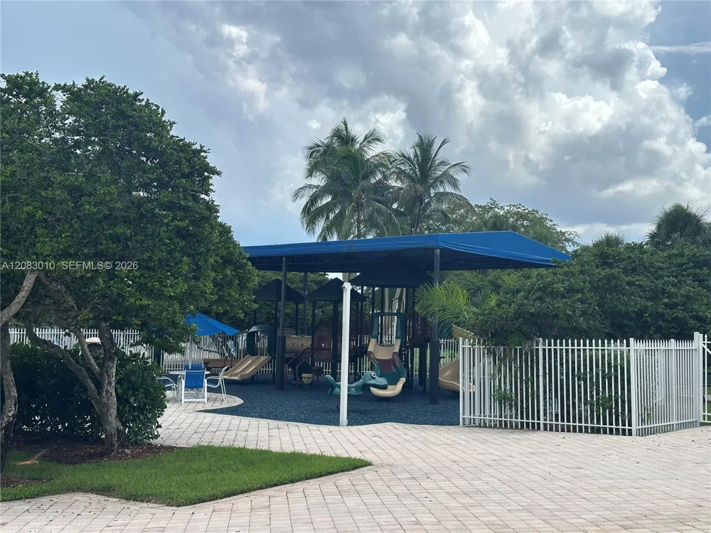 17139 NW 23rd St Pembroke Pines, FL 33028