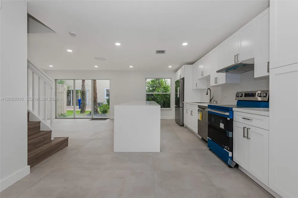17139 NW 23rd St Pembroke Pines, FL 33028