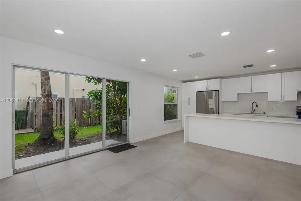 17139 NW 23rd St Pembroke Pines, FL 33028