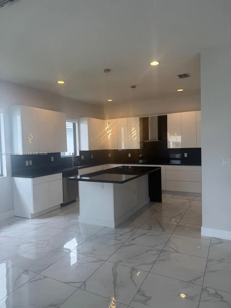 4261 SW 178th Ave #3190 Miramar, FL 33029