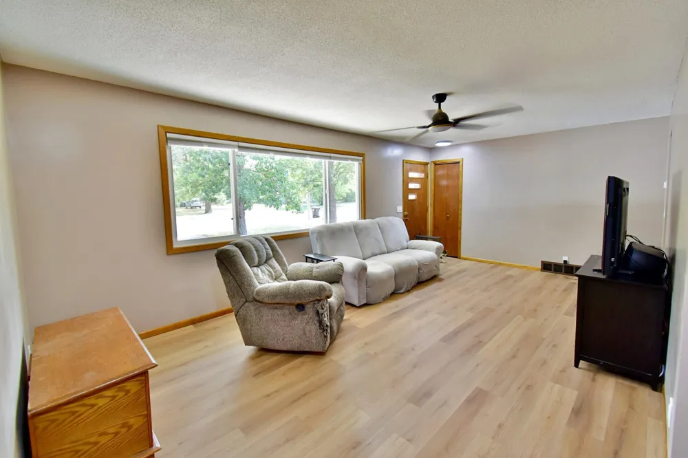 621 Powell Street Big Lake, MN 55309