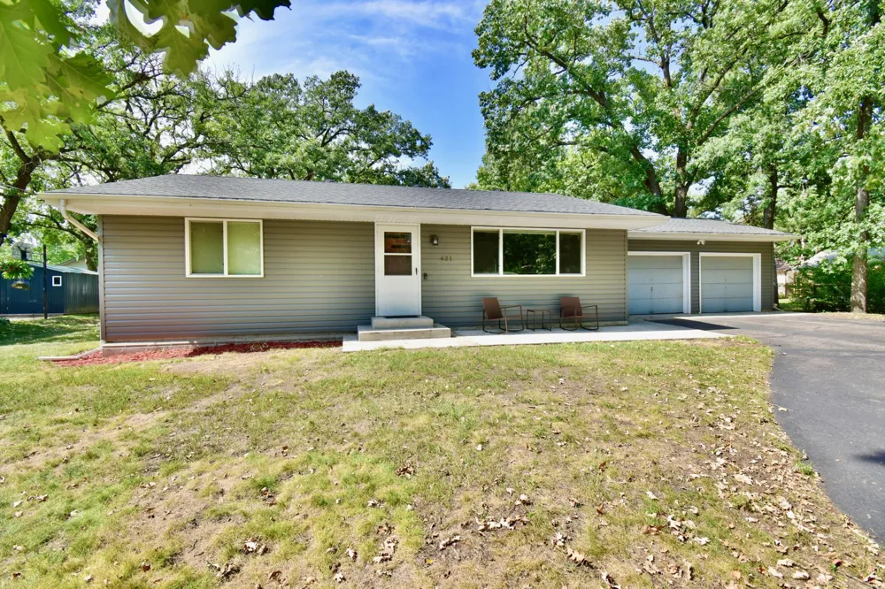 621 Powell Street Big Lake, MN 55309