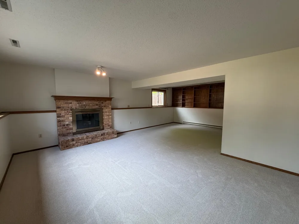 1608 38th Avenue S Fargo, ND 58104