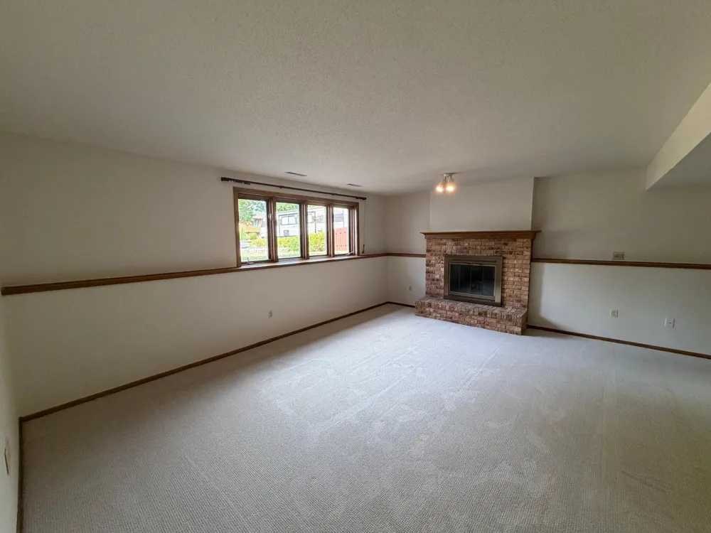 1608 38th Avenue S Fargo, ND 58104