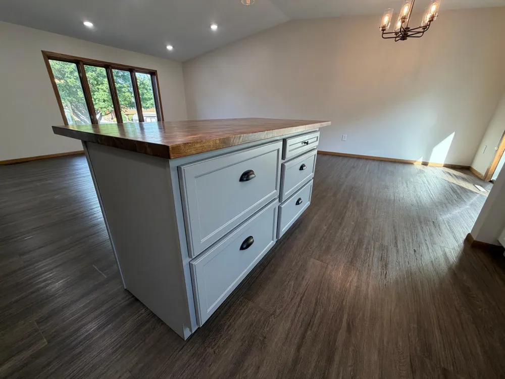 1608 38th Avenue S Fargo, ND 58104