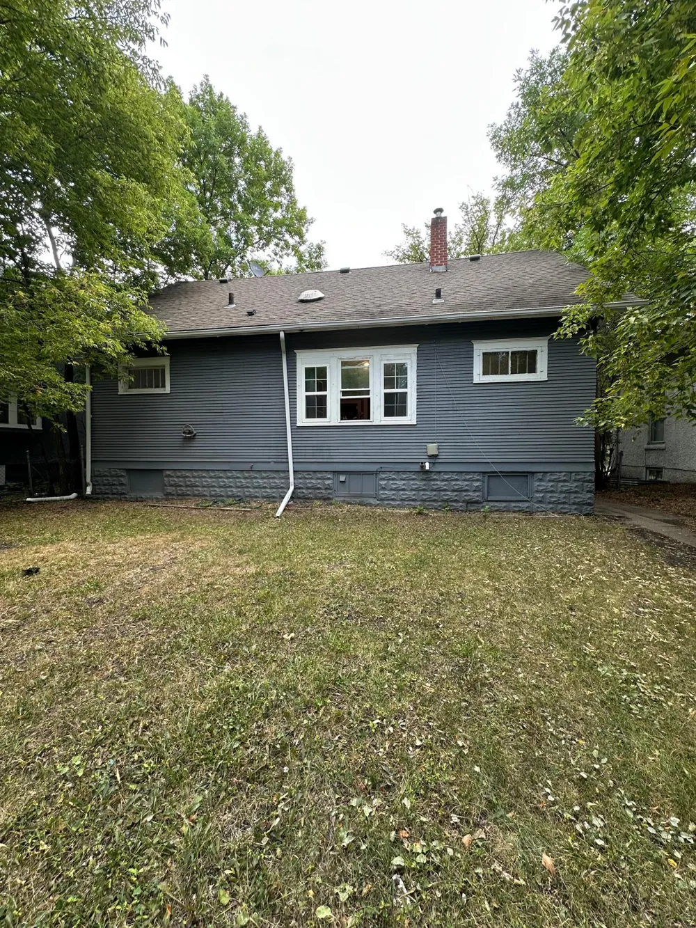 1034 University Drive Fargo, ND 58102