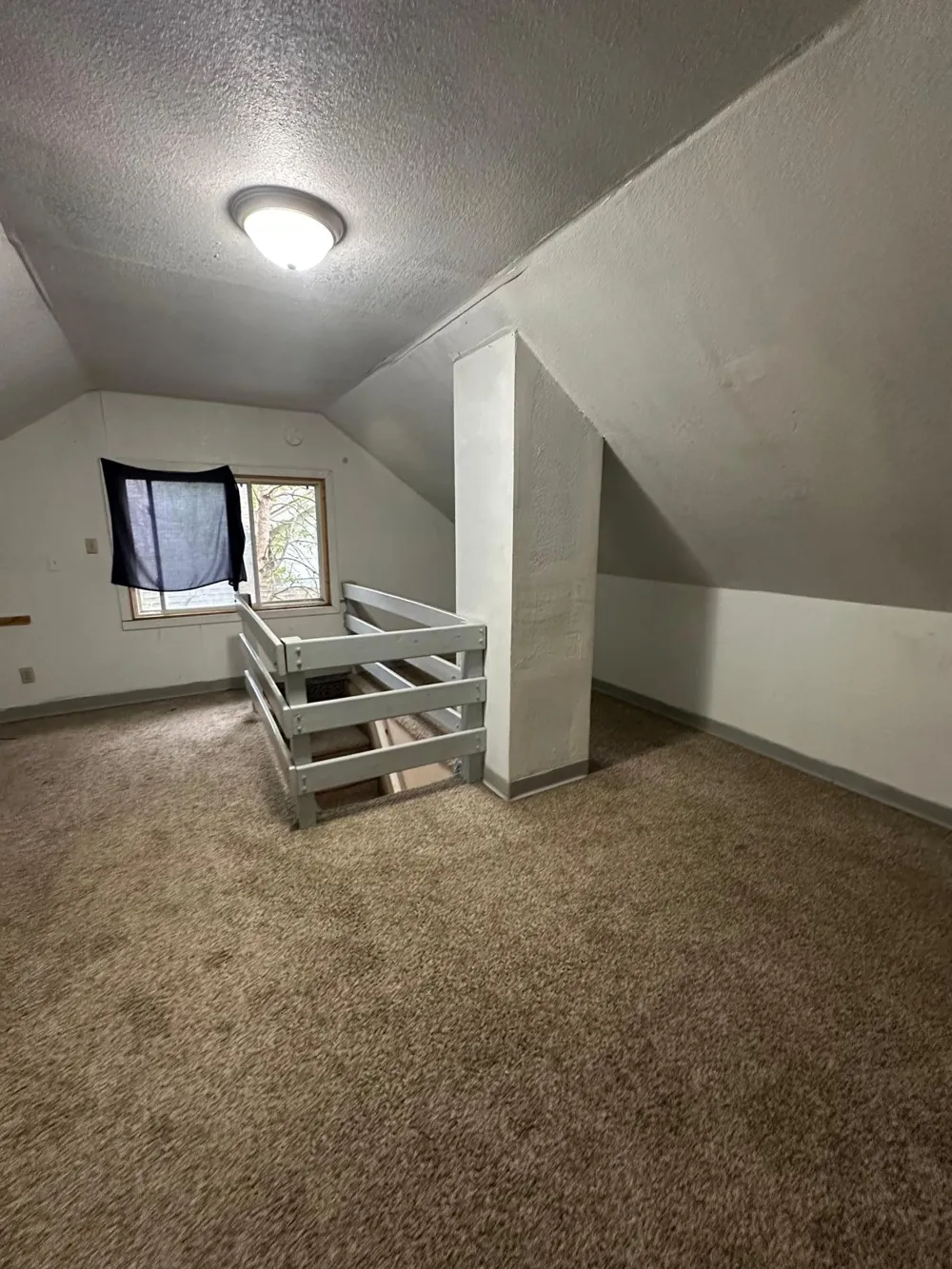 1034 University Drive Fargo, ND 58102