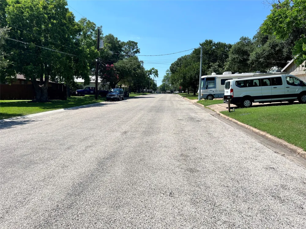 838 Monroe Street #840 La Grange, TX 78945