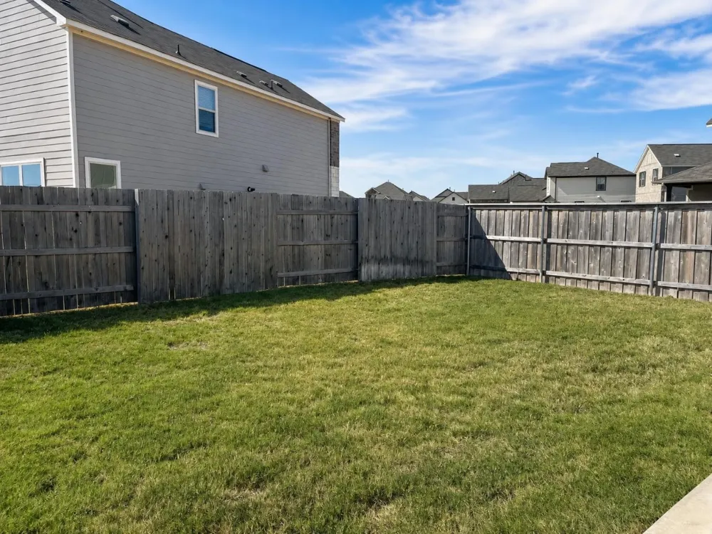 366 Papaya Drive Buda, TX 78610