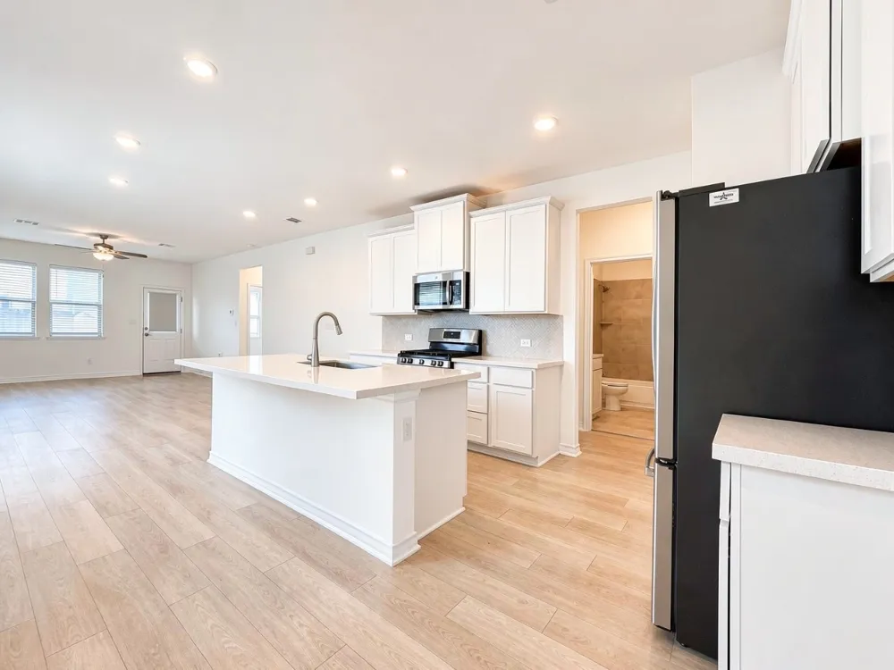 366 Papaya Drive Buda, TX 78610