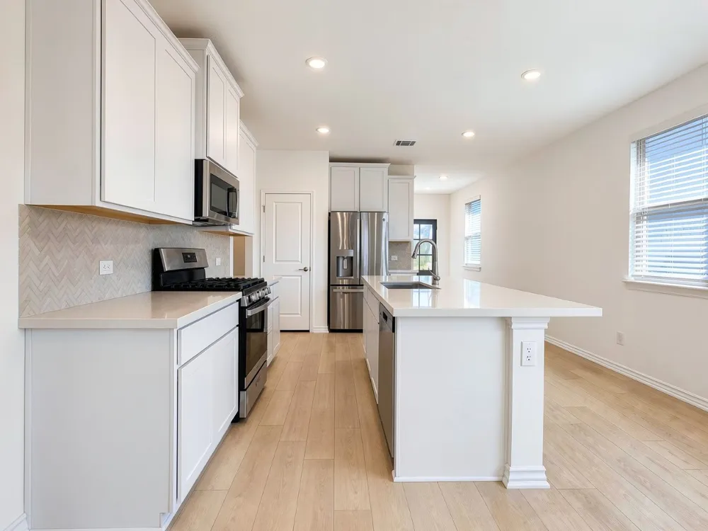 366 Papaya Drive Buda, TX 78610