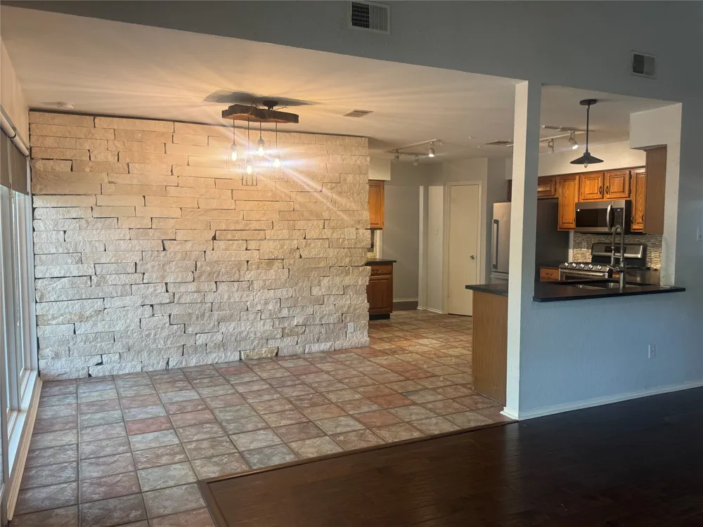 4311 Ganymede Drive Austin, TX 78727