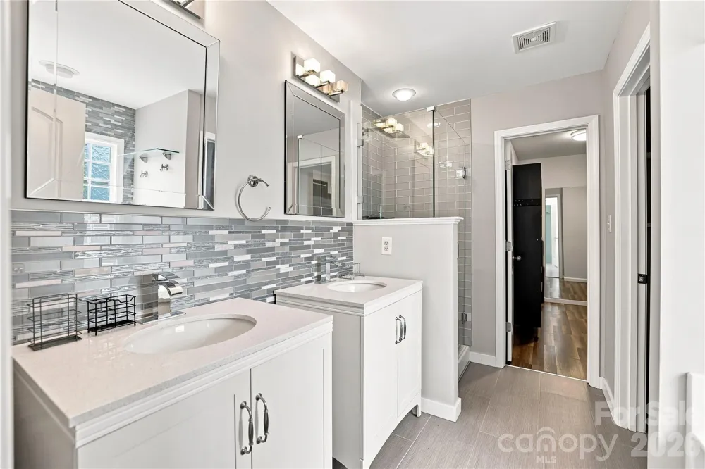 14902 Brotherly Lane Charlotte, NC 28278