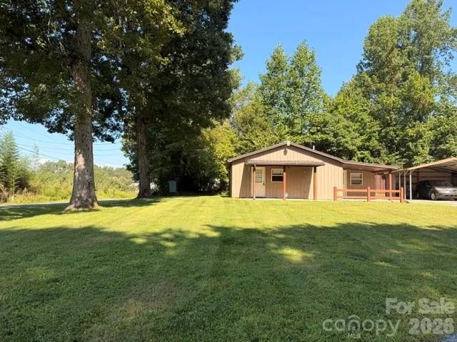 1846 Deer Park Road Nebo, NC 28761