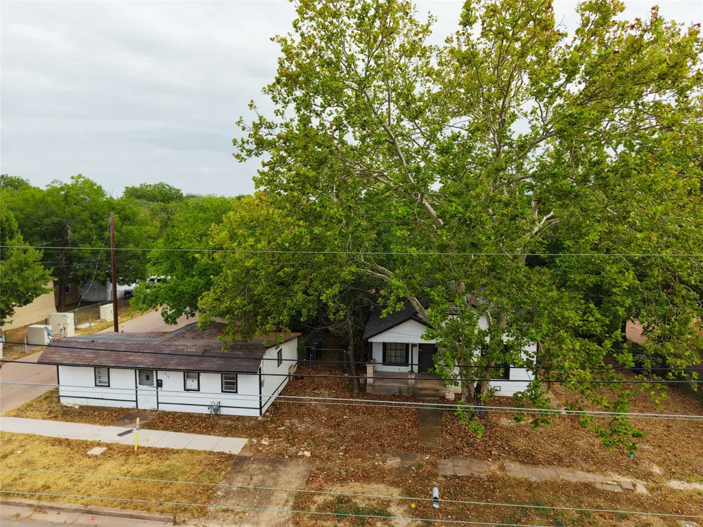 314 Kaufman Street Waxahachie, TX 75165
