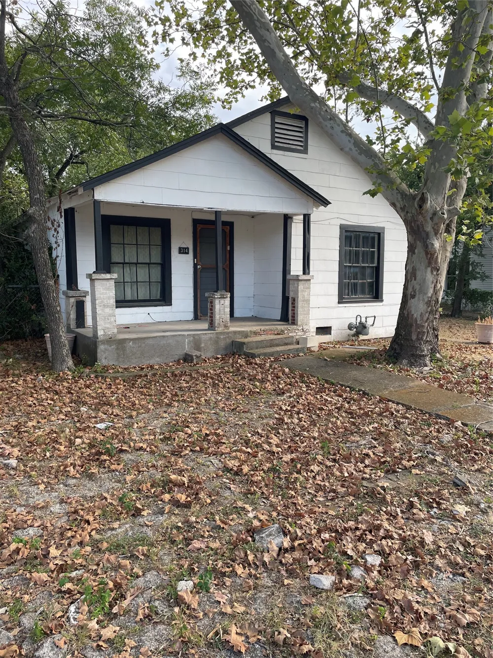 314 Kaufman Street Waxahachie, TX 75165