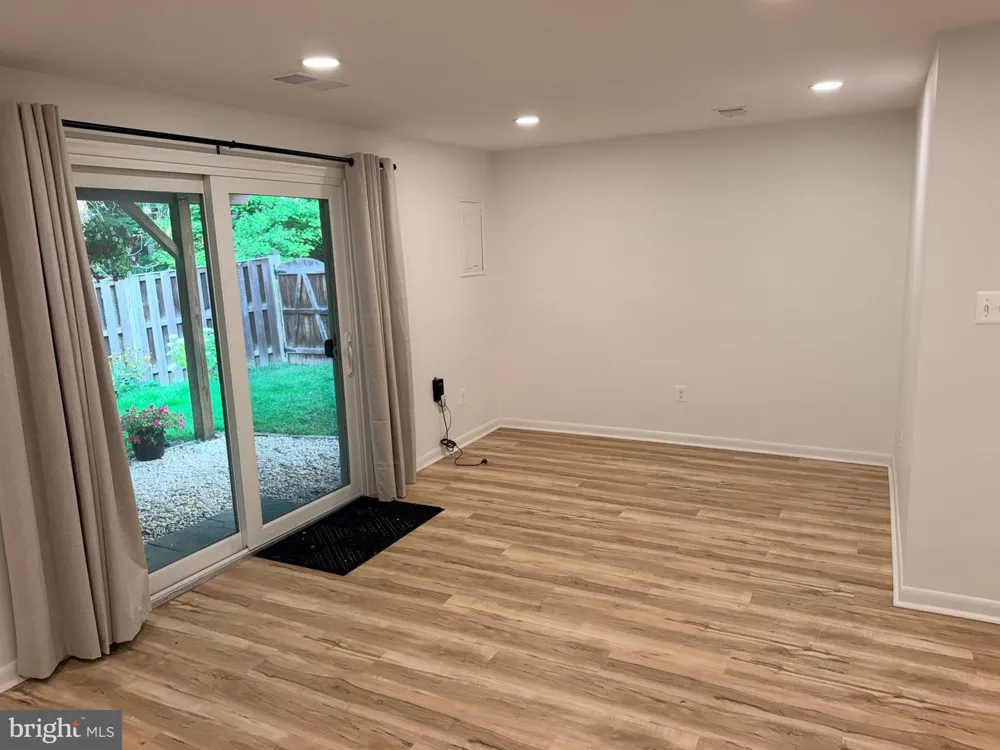 6062 HOLLOW HILL LANE Springfield, VA 22152