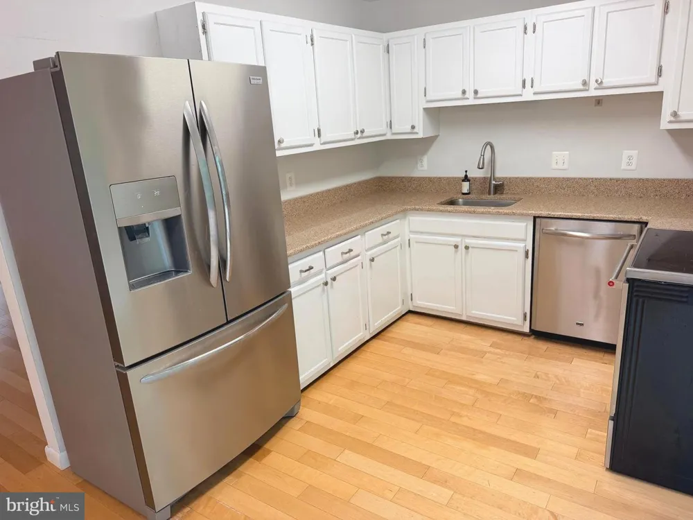 6062 HOLLOW HILL LANE Springfield, VA 22152