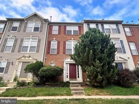 586 EISENHOWER DRIVE