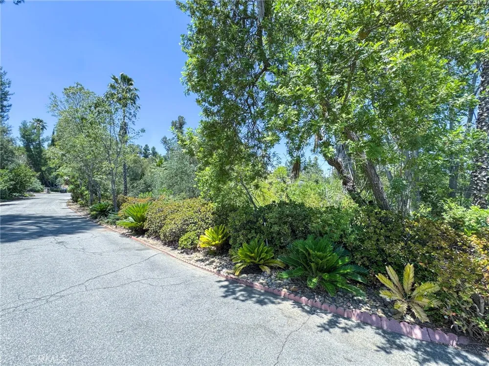 50237210 Skyline View Santa Ana, CA 92705