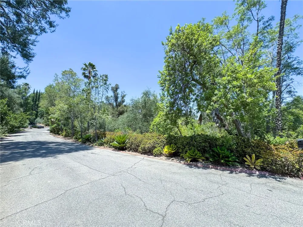 50237210 Skyline View Santa Ana, CA 92705