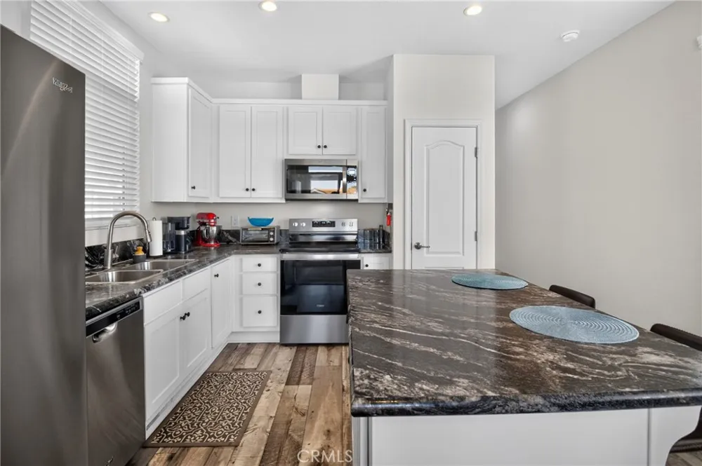 4170 Needles Highway #185 Needles, CA 92363