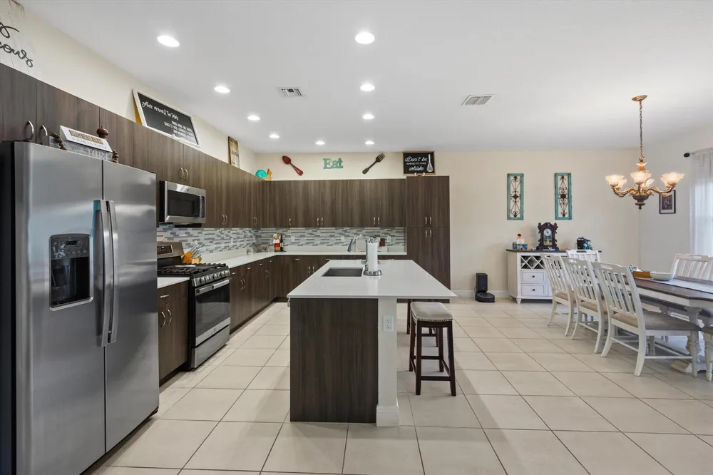 16426 SANDY SHORE DRIVE Westlake, FL 33470