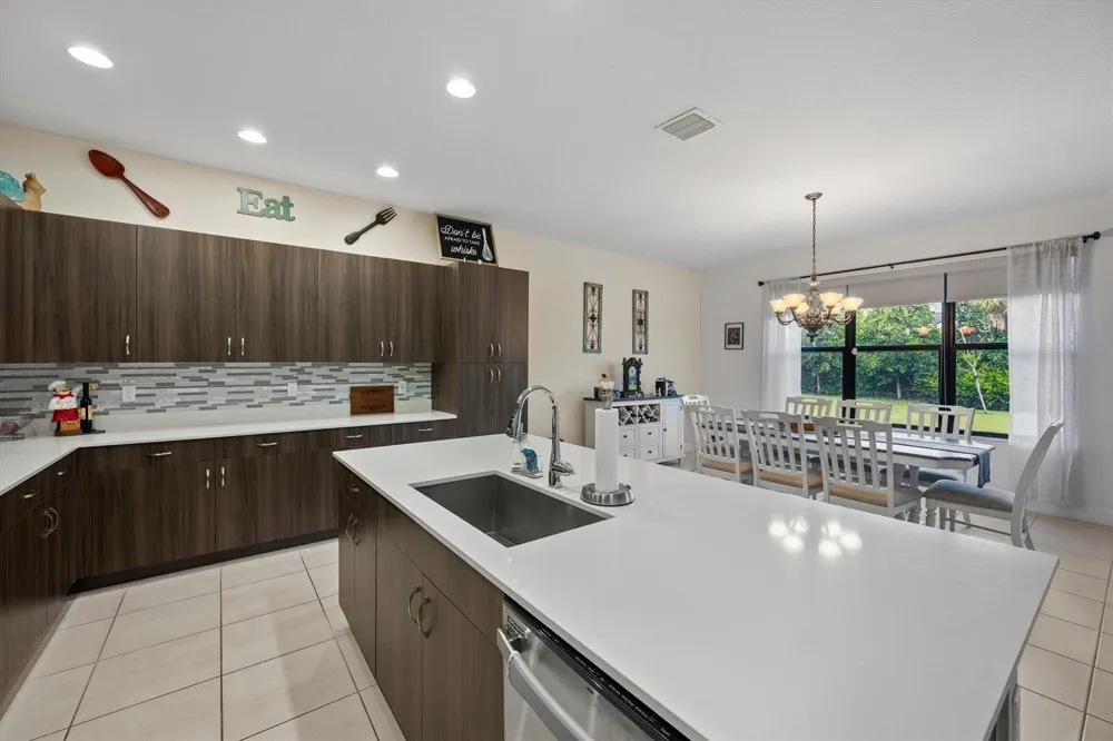 16426 SANDY SHORE DRIVE Westlake, FL 33470