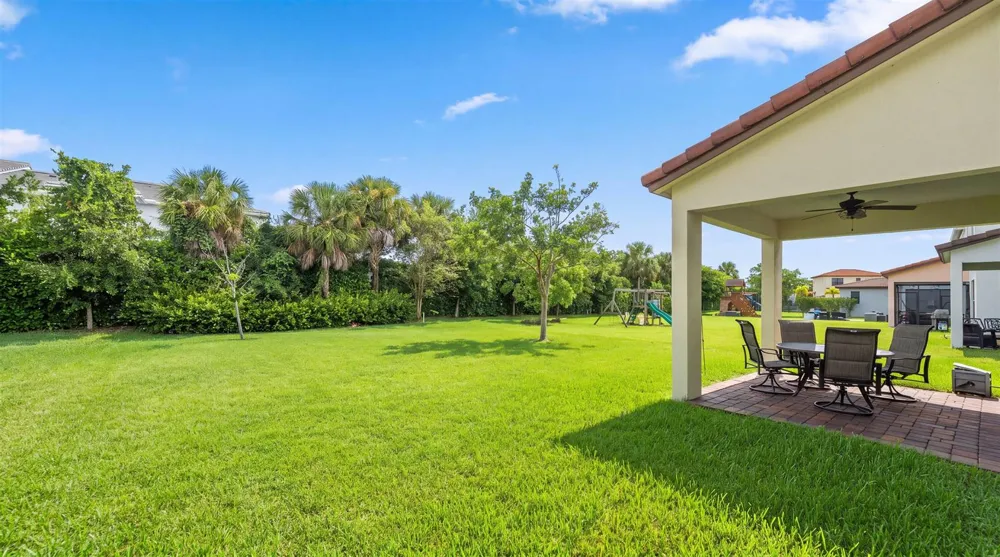 16426 SANDY SHORE DRIVE Westlake, FL 33470