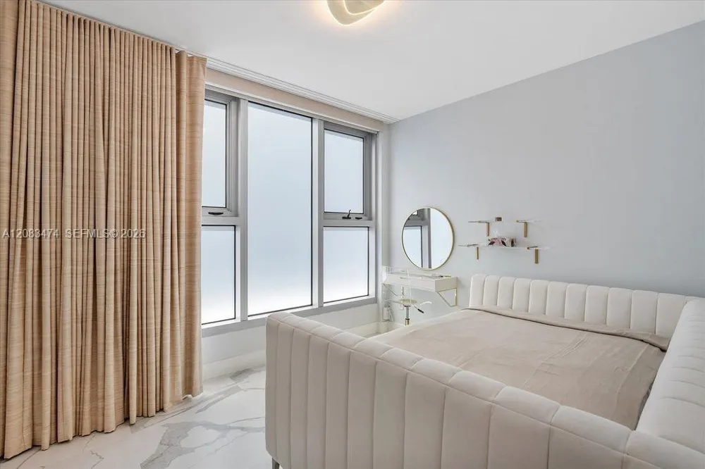 6899 Collins Ave #1008 Miami Beach, FL 33141