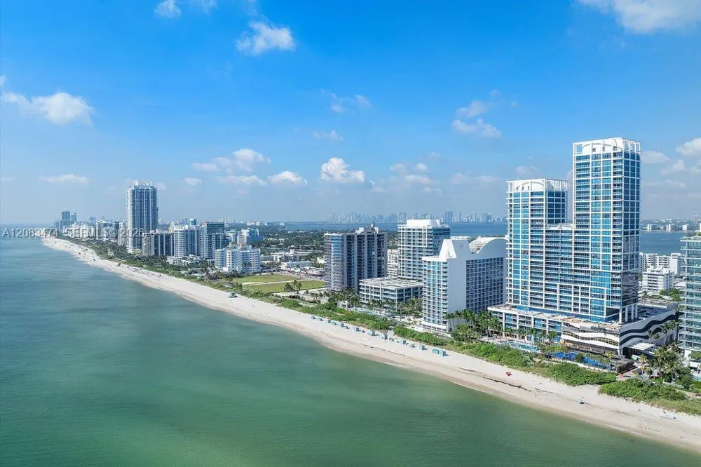 6899 Collins Ave #1008 Miami Beach, FL 33141