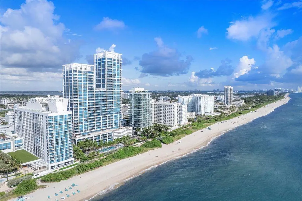 6899 Collins Ave #1008 Miami Beach, FL 33141