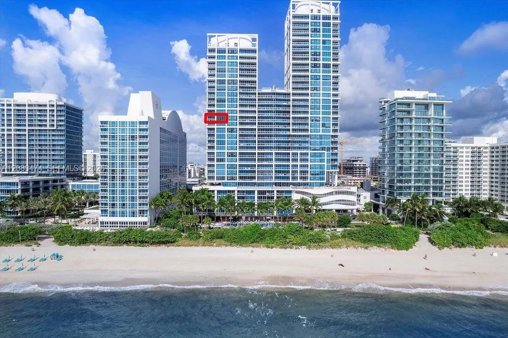 6899 Collins Ave #1008 Miami Beach, FL 33141