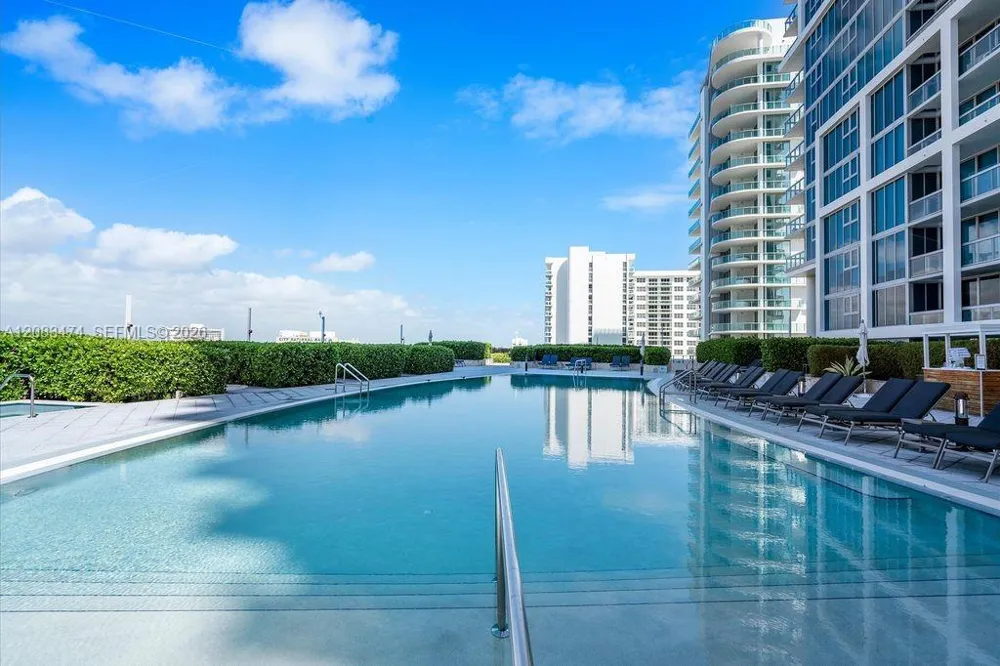 6899 Collins Ave #1008 Miami Beach, FL 33141