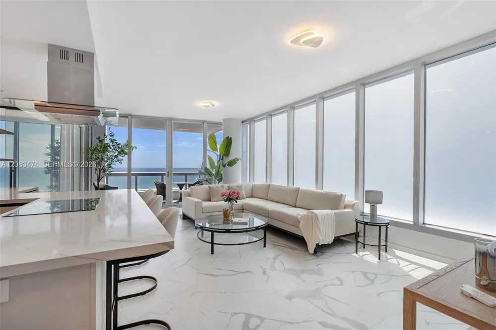 6899 Collins Ave #1008 Miami Beach, FL 33141