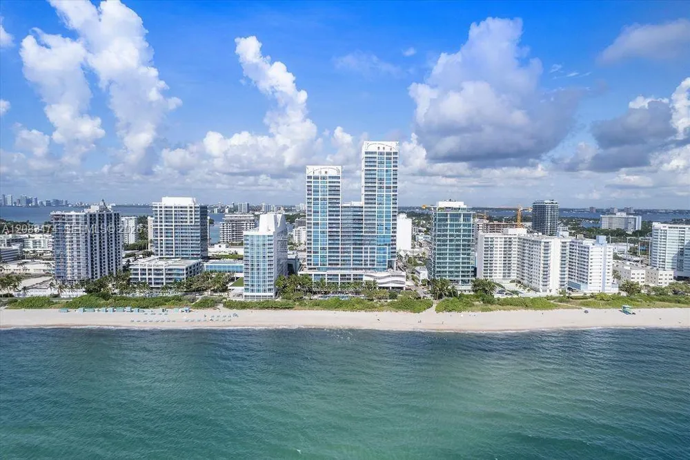 6899 Collins Ave #1008 Miami Beach, FL 33141