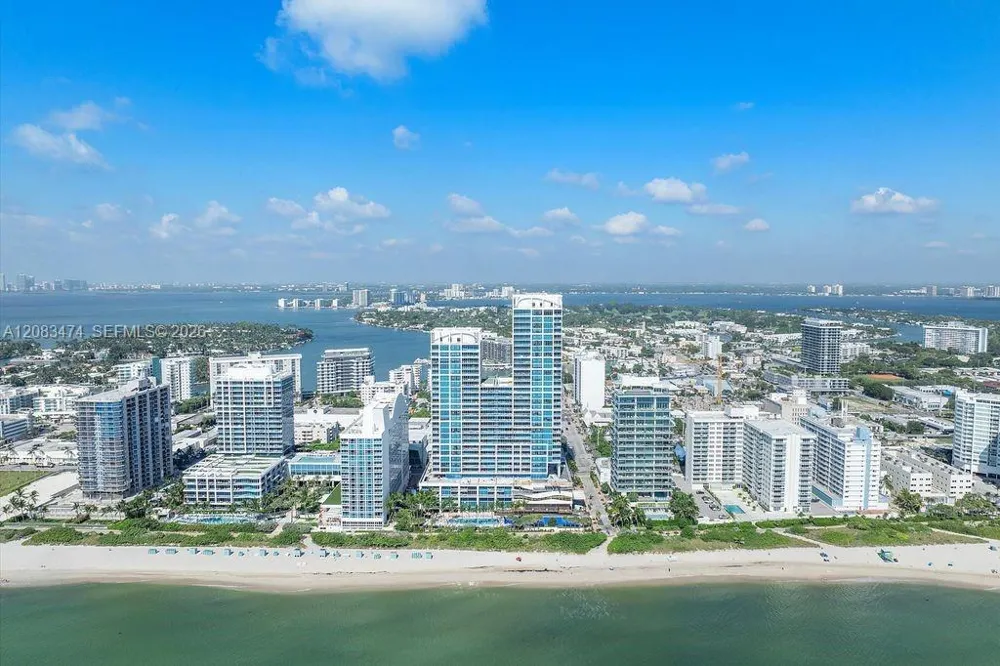 6899 Collins Ave #1008 Miami Beach, FL 33141
