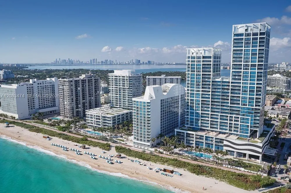 6899 Collins Ave #1008 Miami Beach, FL 33141
